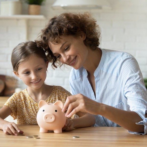 5 essential money lessons that could improve your child’s financial independence